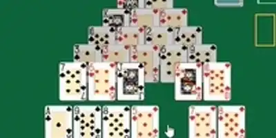 jugabilidad de PYRAMID SOLITAIRE