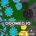 Juega a DOOMED IO gratis